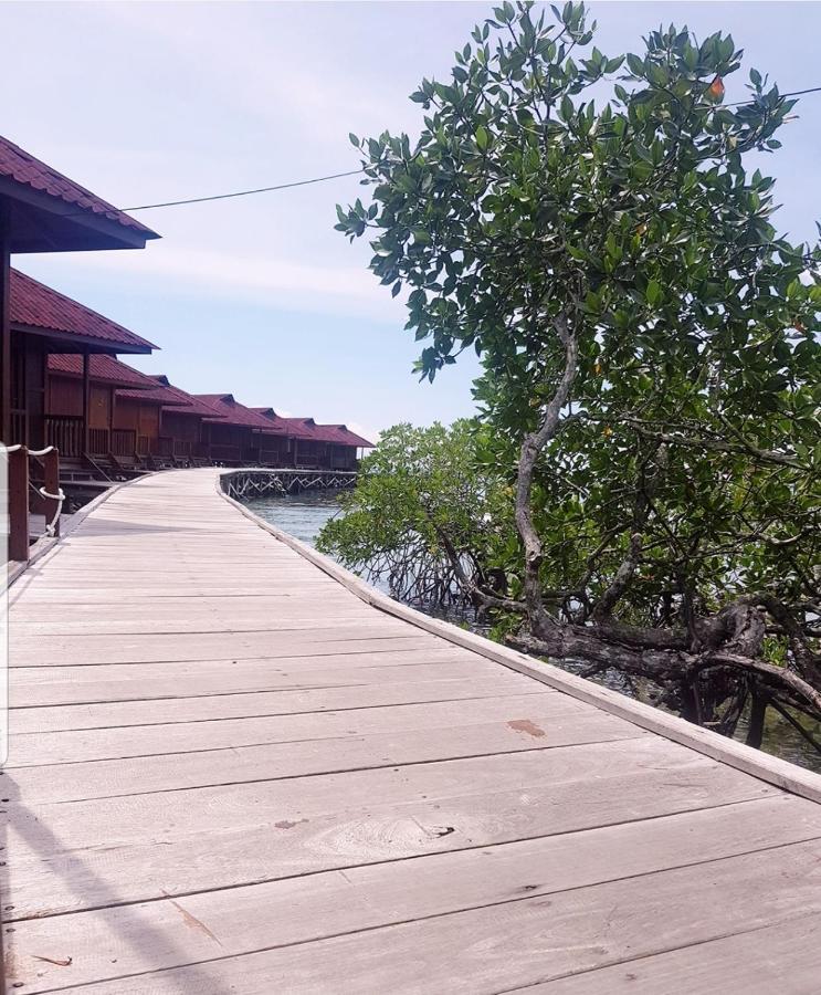Korpak Villa & Resort Raja Ampat Saonek Exterior foto