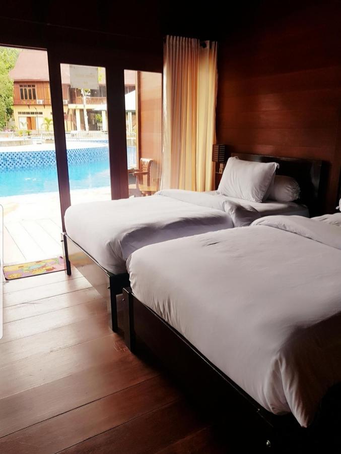 Korpak Villa & Resort Raja Ampat Saonek Exterior foto